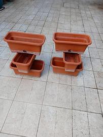 sei fioriere in plastica color cotto