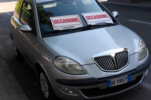Lancia Ypsilon 1.2 Oro Bianco