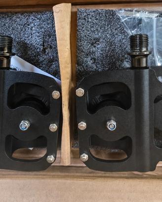 pedali magnetici tipo magped nuovi ciclismo gravel