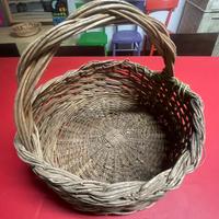 Cesta in vimini antica