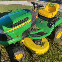 trattorino tagliaerba John Deere X 110 