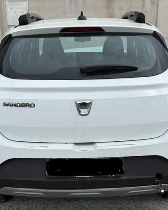 RICAMBI SANDERO DEL 2022 CC 1000 BENZ H4D E4