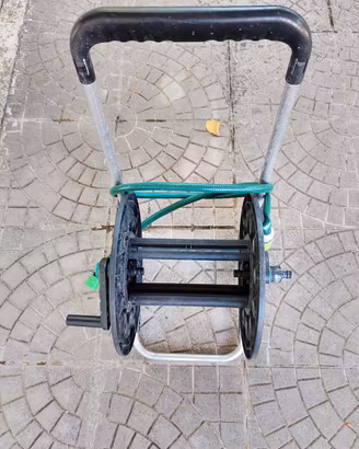Avvolgi tubo giardino 