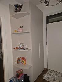 armadio due ante entrata