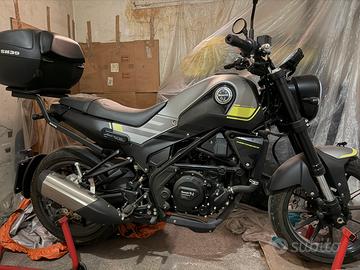 Benelli 250 leoncino