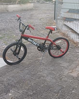 bicicletta bmx