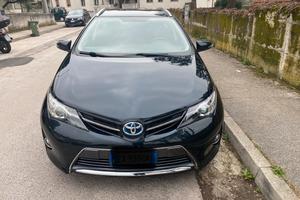 Toyota Auris blu metallizzato
