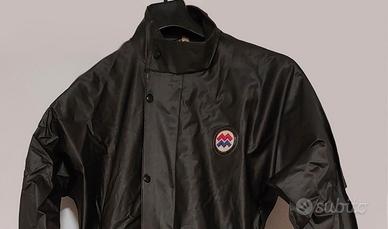 Tuta Antipioggia tg.52-54 Nuova