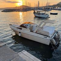Barca Diesel Cabinata Mot. 200 Volvo Penta - Laver