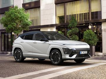 HYUNDAI Kona EV 64.8 KWh Exclusive SOLO PER PRON