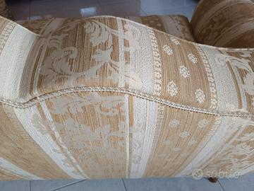 Divano artigiano tappezziere 