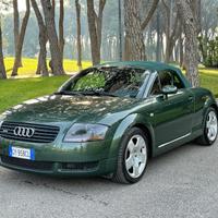 Audi TT 225cv quattro Baseball Edition