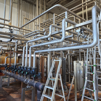 Un tubista disponibile