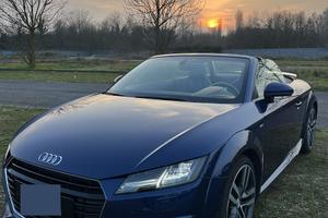 Audi TT Roadster 1.8 s line s tronic