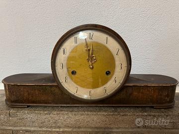 Orologio da camino in legno