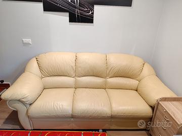 Divani in vera pelle 3 e 2 posti