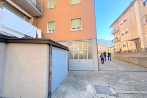 MAGAZZINO A VILLA CARCINA
