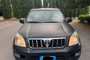 Toyota land cruiser kdj120 2004