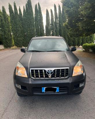 Toyota land cruiser kdj120 2004