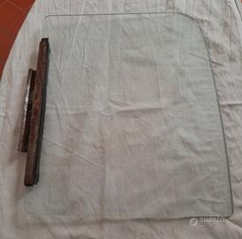 vetro.finestrino anteriore fiat 500