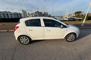OPEL CORSA 1.2 Club Gpl-tech