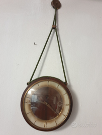 Orologio meccanico a muro con oblo vintage barca