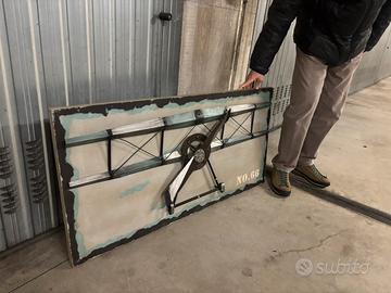 Aereo decorativo vintage in metallo