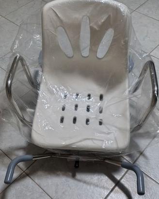 Sedile girevole per vasca da bagno