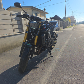Yamaha fz8