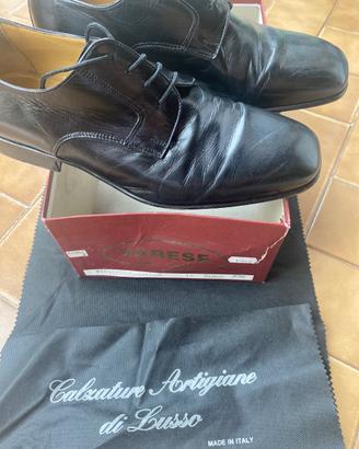 Scarpe uomo nere allacciate di lusso