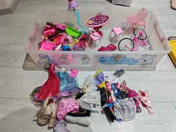 bamboline  Barbie più accessori 
