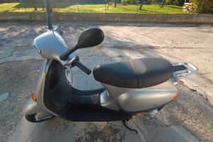 Piaggio Vespa 50 ET4 - 2002