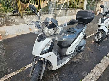 Kymco People 300, 2011