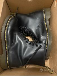Dr. martens