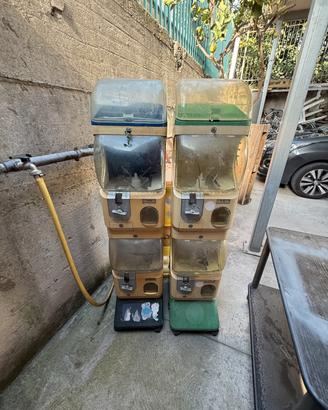 Distributore palline compreso palline