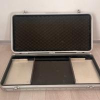 Flight Case per  CDJ 100 e mixer pioneer