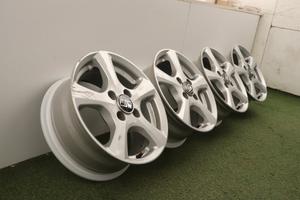 Cerchi in lega Suzuki Hyundai Kia Mazda Renault 14