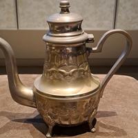 Teiera in ottone argentato