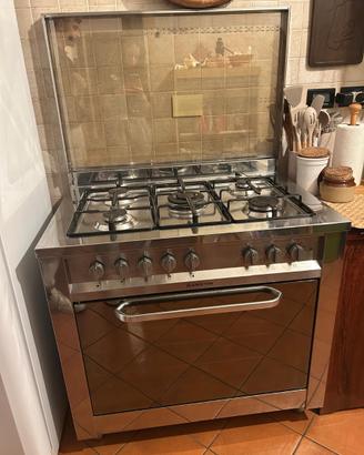 Fornelli a gas con forno