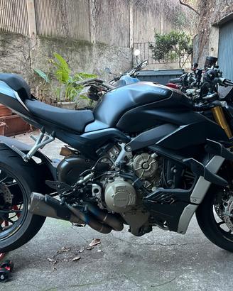 Ducati Streetfighter V4 S