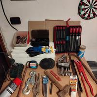 Cassetta degli attrezzi metallo + smerigliatrice 