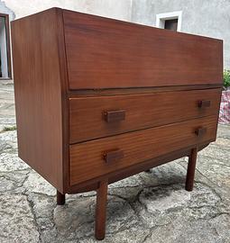 Comô per camera letto  con specchio