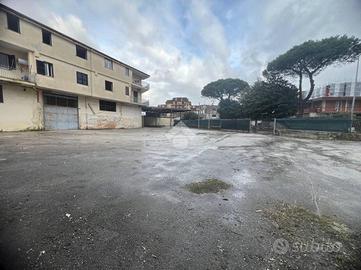 CAPANNONE A MELITO DI NAPOLI