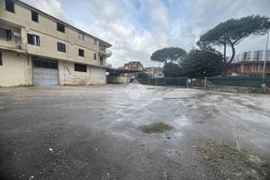 CAPANNONE A MELITO DI NAPOLI