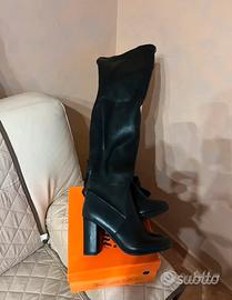 STIVALI DA DONNA “ NUOVI “