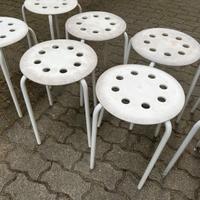 8 Sgabelli Ikea bianchi plastica e ferro