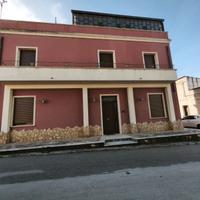 Appartamento semindipend.+mansarda e terrazzo