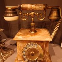 Telefono Vintage in marmo rosa