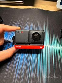 Insta360 ONE R Twin Edition + accessori