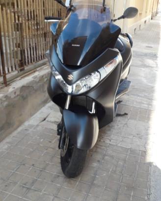 Suzuki Burgman 200 Executive anno 2012